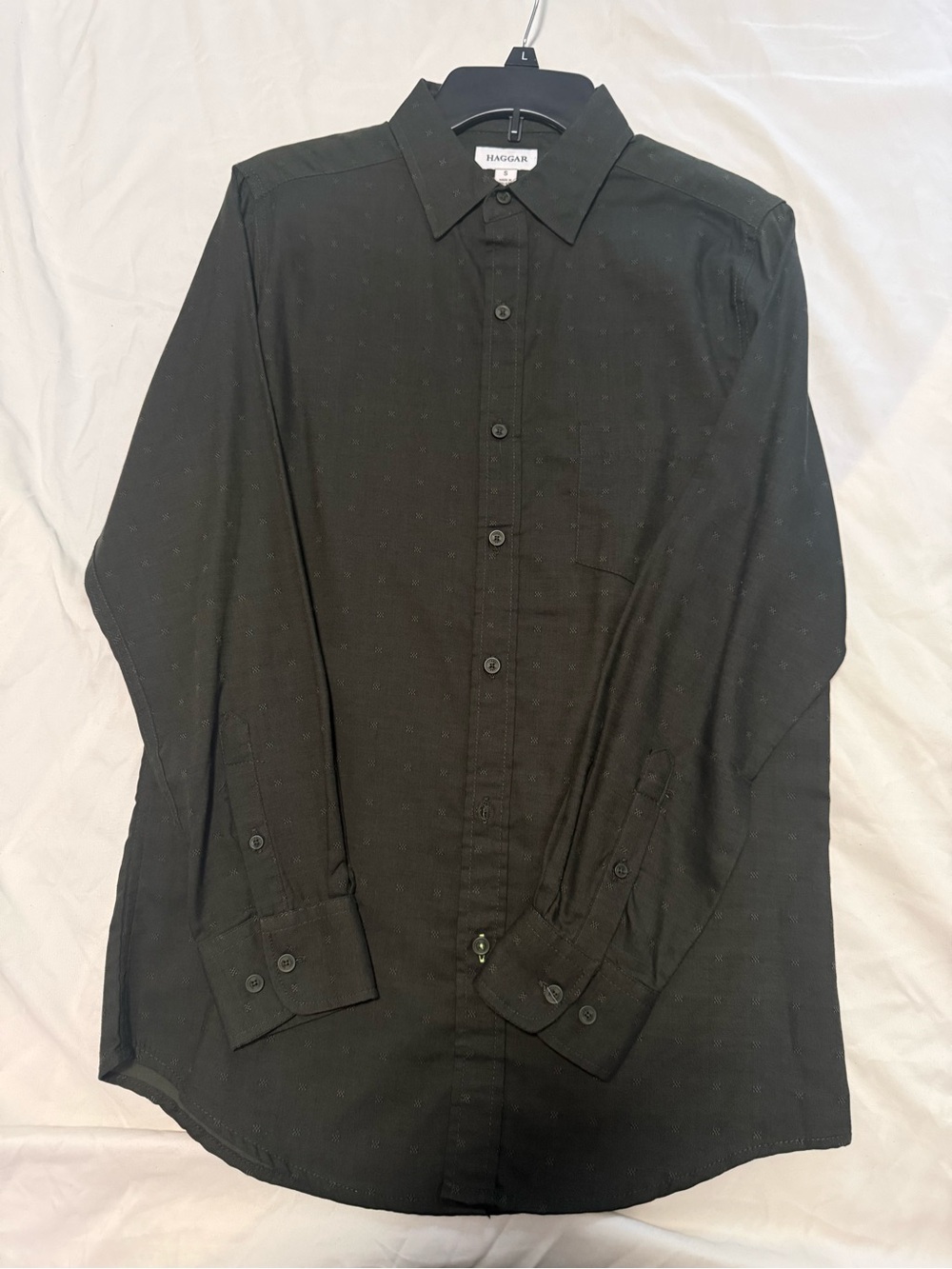 Haggar Men's Black Long-Sleeve Button-Down Shirt